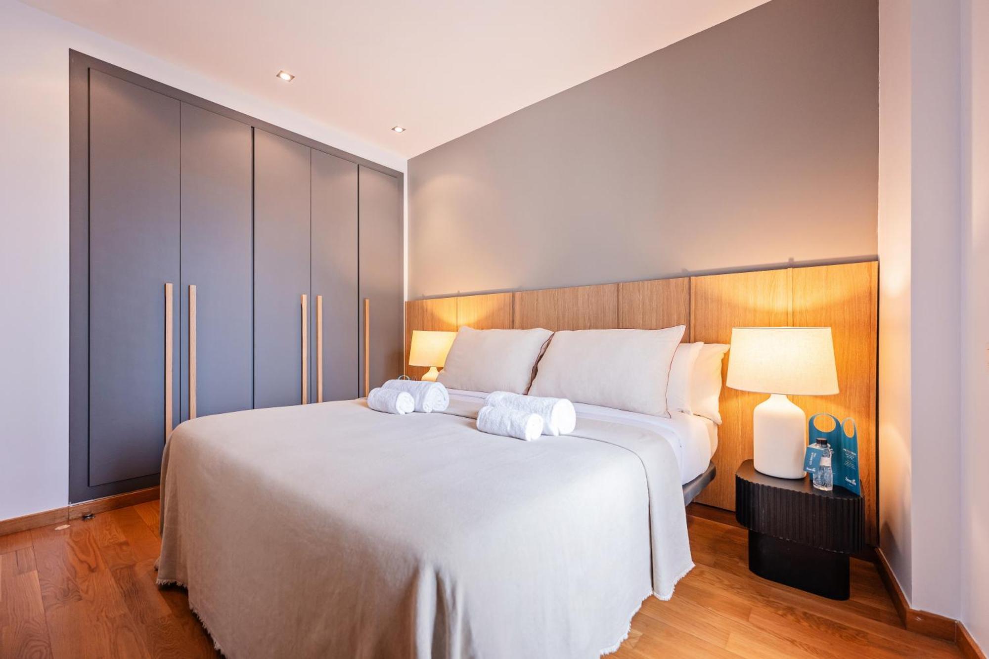 Sweett - Jardinets Apartment Barcelona Bagian luar foto